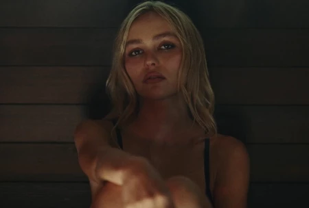 Кадр из сериала Идол