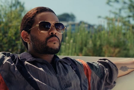 Кадр из сериала Идол