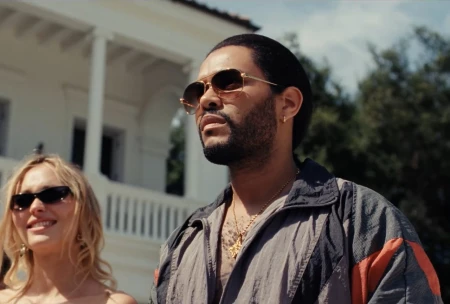 Кадр из сериала Идол