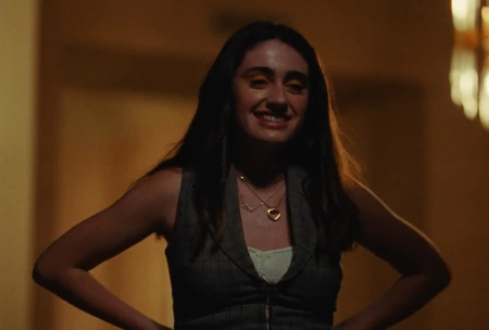 Кадр из сериала Идол