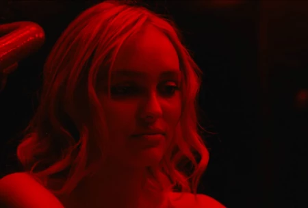 Кадр из сериала Идол